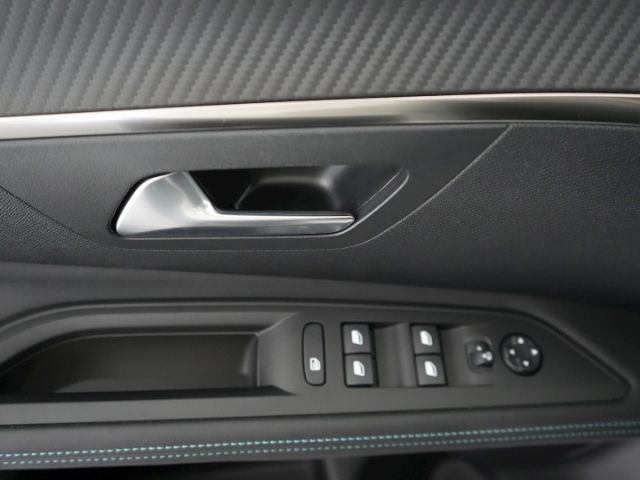 3008 ALLURE PACK HYBRID eDSC+NAVI+RÜCKFAHRKAMERA
