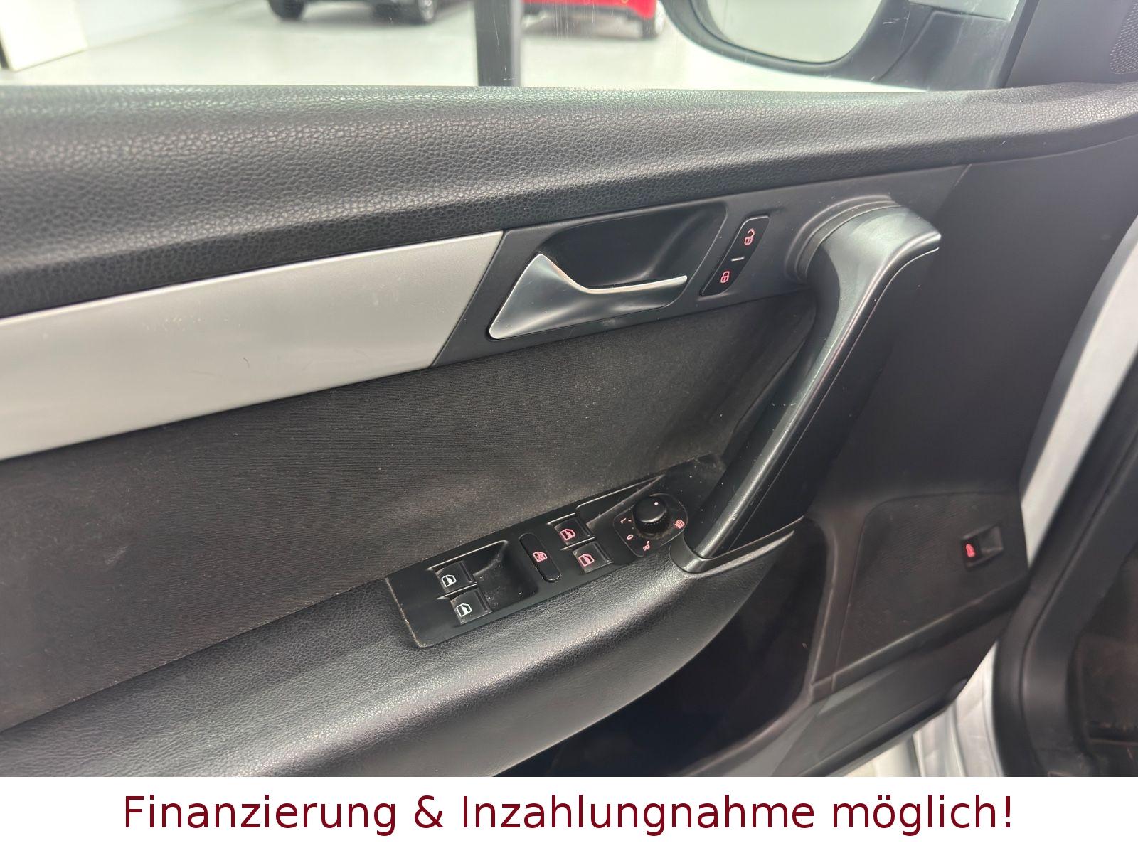 Volkswagen Passat 2012 — photo 13