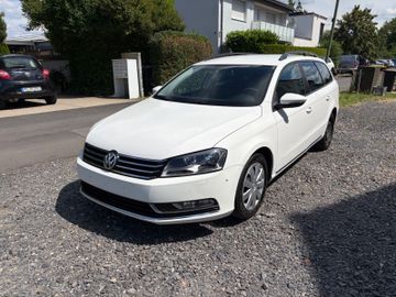 Volkswagen Passat Variant - 2