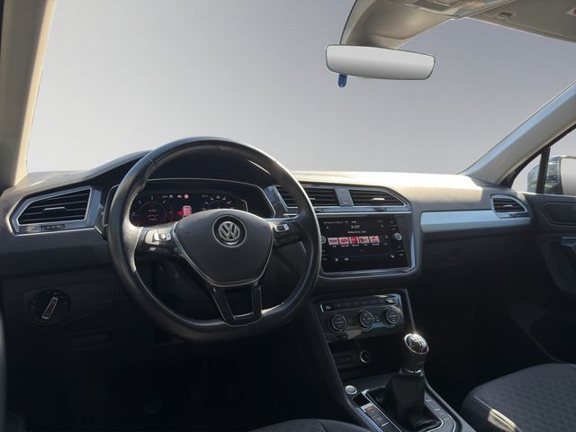 Tiguan 2.0 TDI Comfortline NAVI AHK ACC AID LED