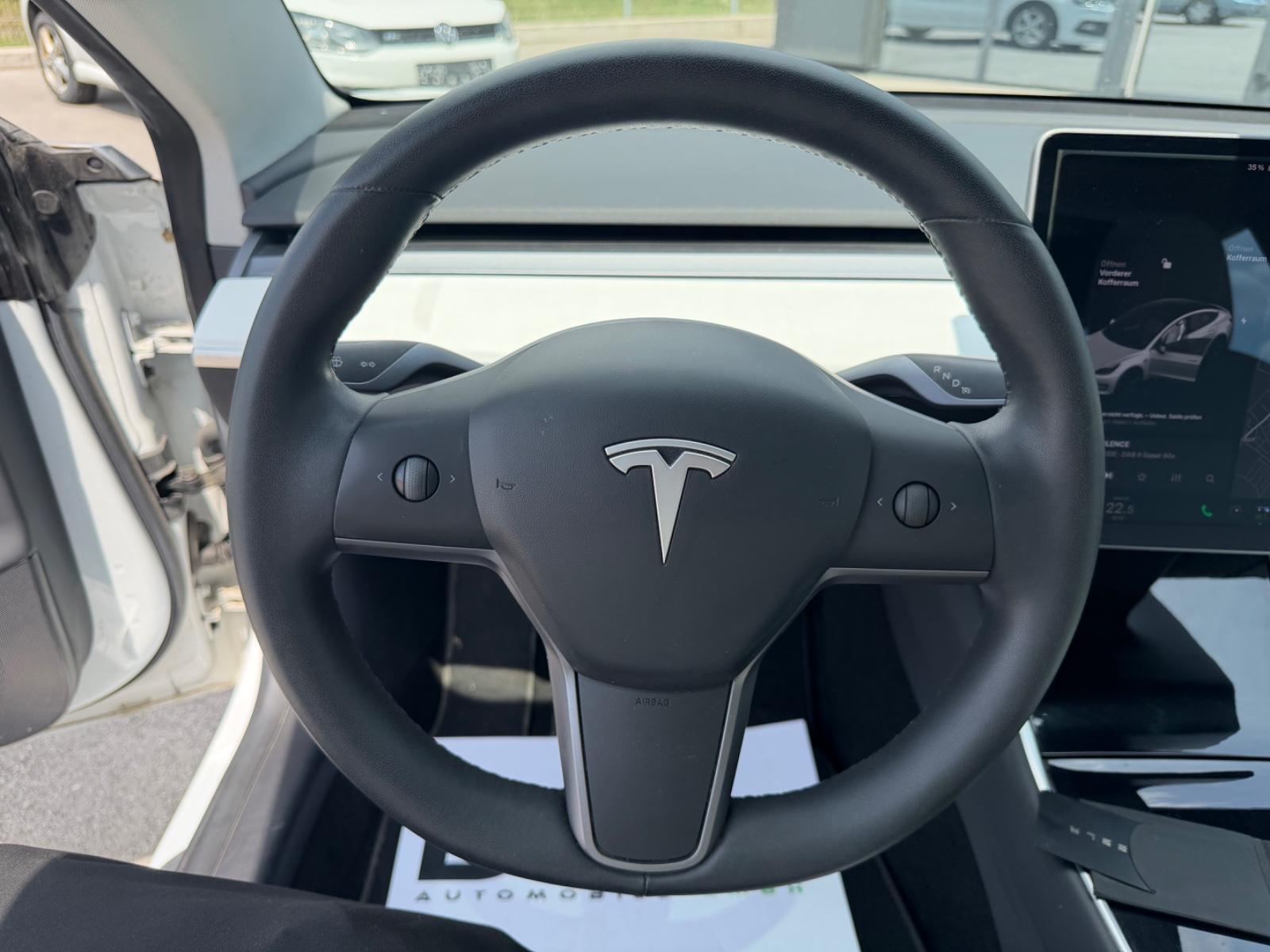 TESLA MODEL 3 306CH - STANDARD PLUS - RWD - INTERIEUR CUIR BLANC