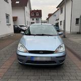 Ford Focus 3 Türer mit Tüv 02-2027 & saube... - Ford Focus: Türer