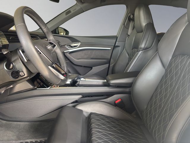 e-tron Sportback S quattro NAVI ACC HUD B&O PANO