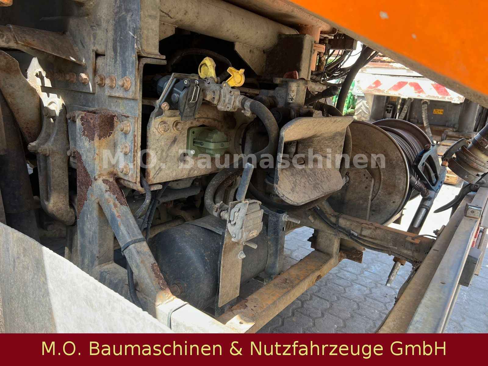 Fahrzeugabbildung Mercedes-Benz Actros 2636/Euro 5/6x4/12,6 m³ Leistikow / Uraca