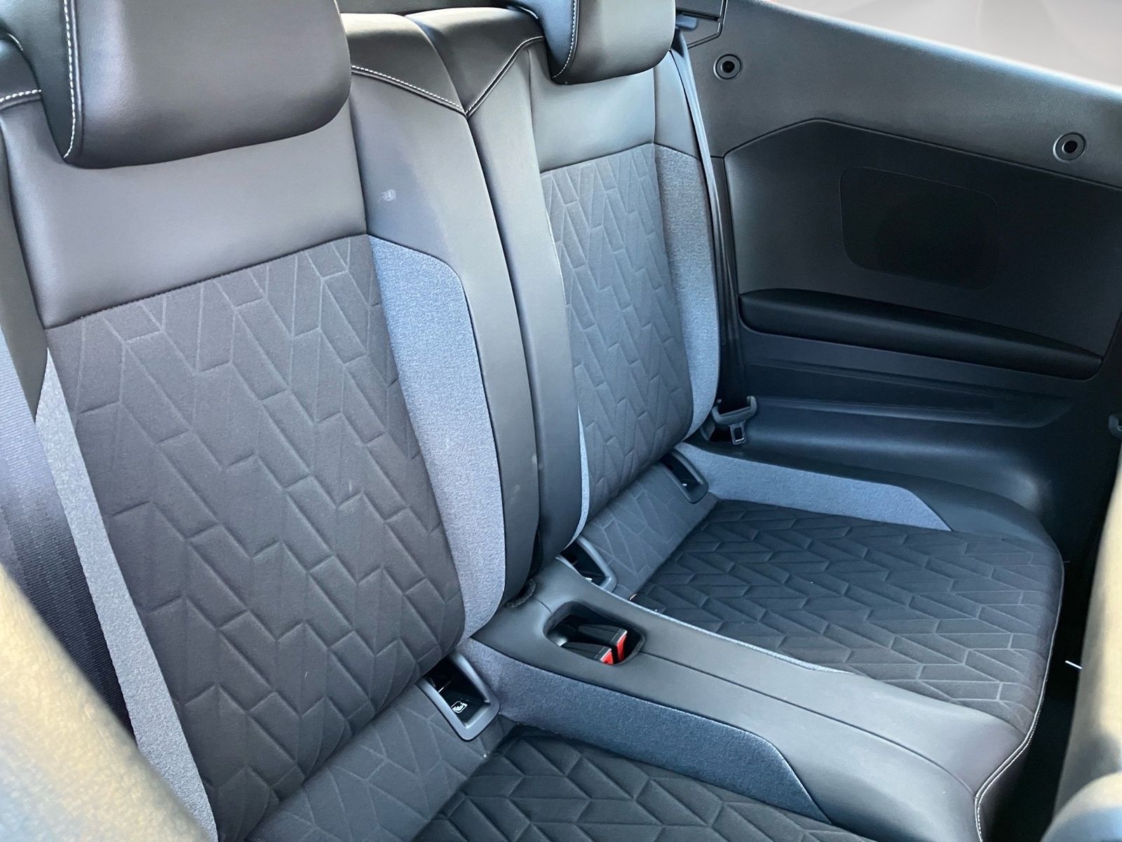 Volkswagen T-Roc - Bild 10