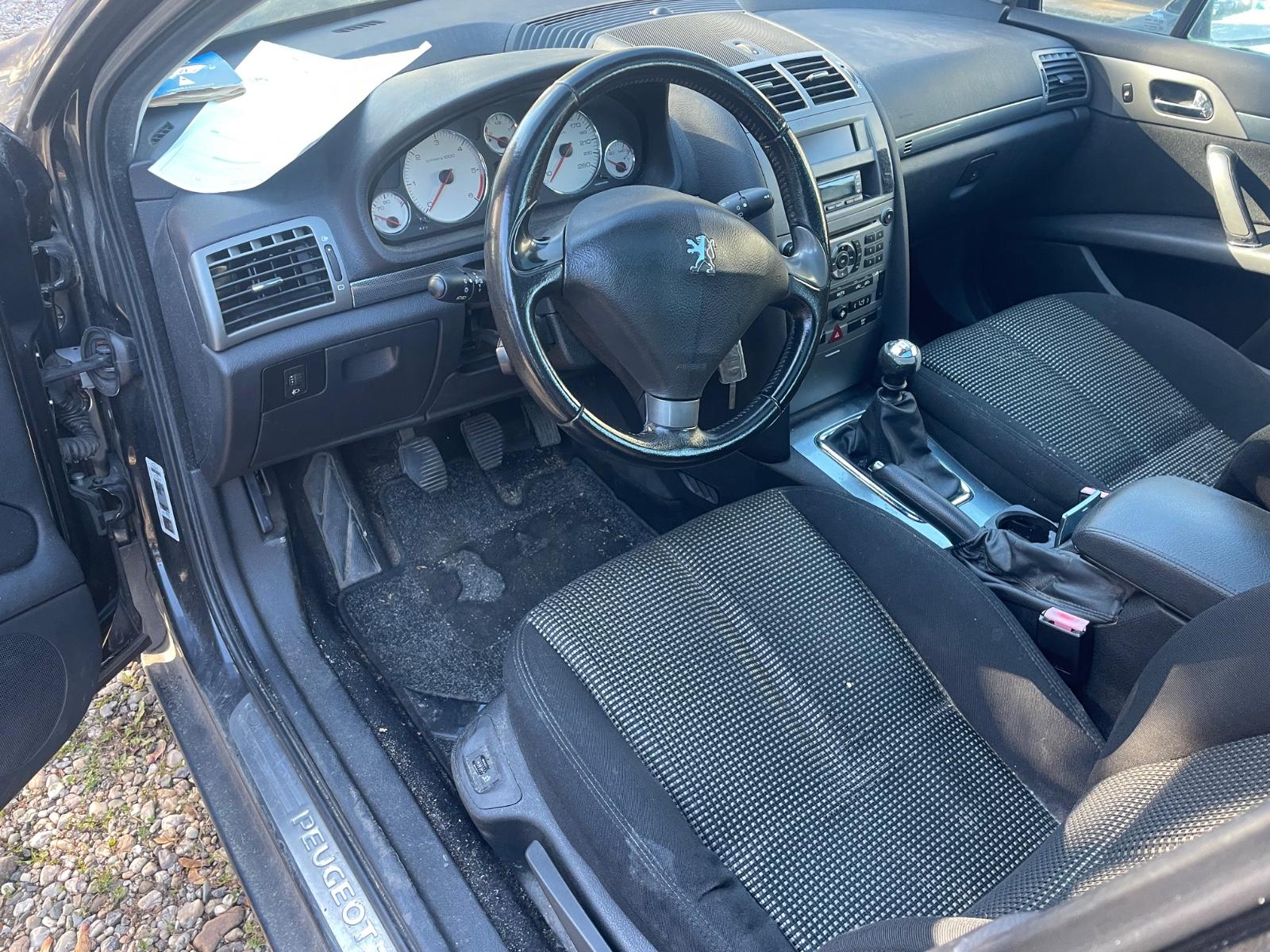Peugeot 407 2006 — interior