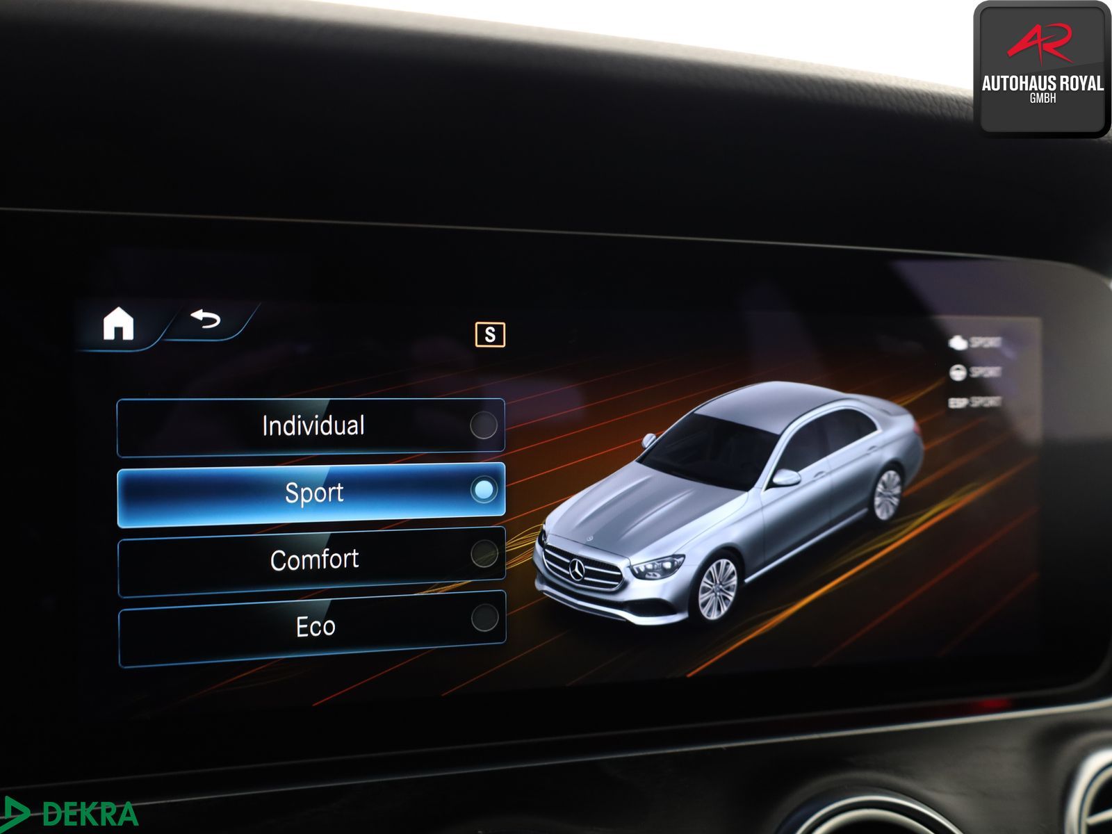 Mercedes-Benz E 220 d 4M AVANTGARDE 360GRAD,KEYLESS,DISTRONIC foto 16