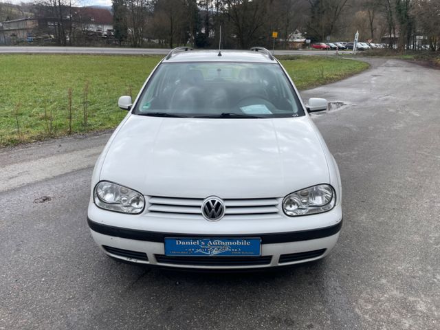 Volkswagen Golf. Tüv Neu