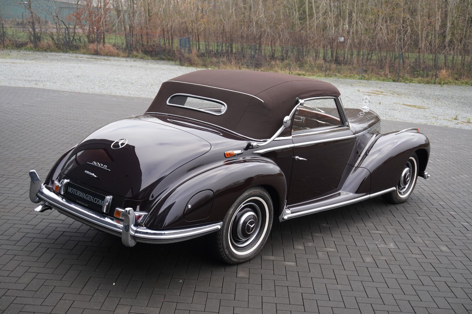 Fahrzeugabbildung Mercedes-Benz 300 S Cabriolet W 188