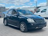 Mercedes-Benz ML 350 4Matic*Leder*Xenon*E-Sitze*2-Zonen* - Mercedes-Benz ML 350 aus 2006