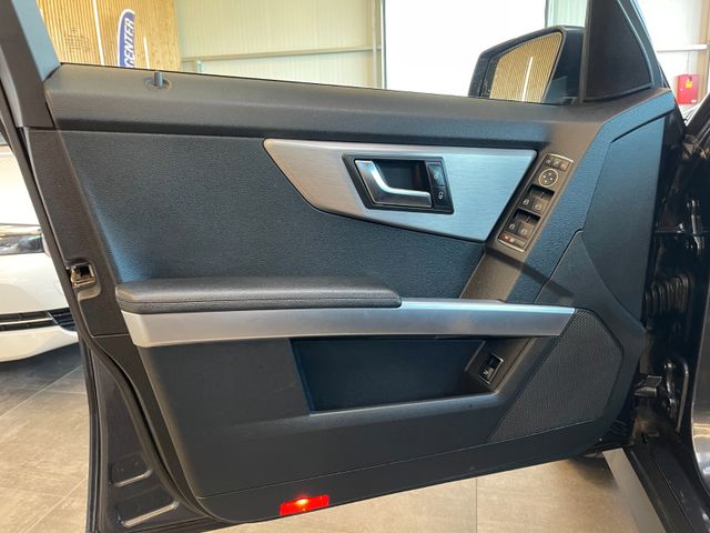 MYAUTOCENTER – Gebraucht- und Jahreswagen mit Werkstattservice in Pfaffenhofen Mercedes-Benz GLK 350 CDI 4Matic *Navi*Klima*AHK*SHZ*