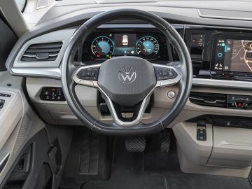Volkswagen T7 Multivan - 12