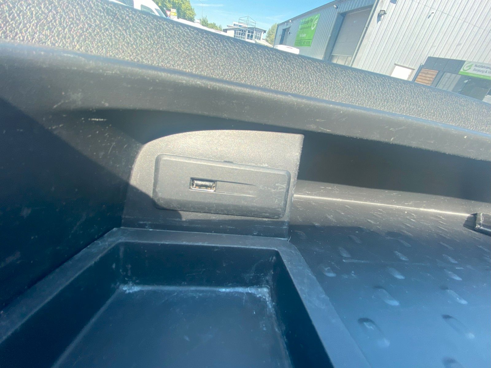 Fahrzeugabbildung Renault Renault Trafic 1,6 dci 120,1Hd,50591Km