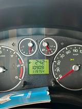 Ford Transit Connect - Ford Transit Connect aus 2013 mit Diesel-Antrieb