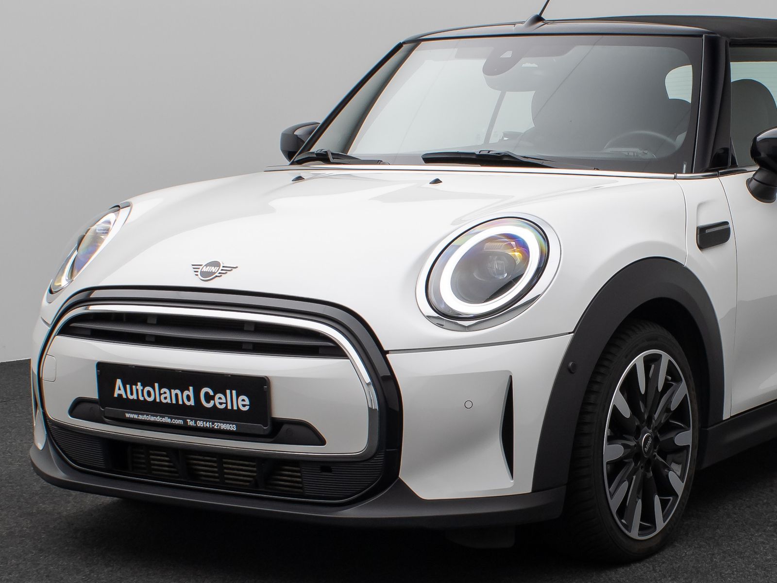 Fahrzeugabbildung MINI Cooper Cabrio Kamera HUD H/K Komfort Sport Voll