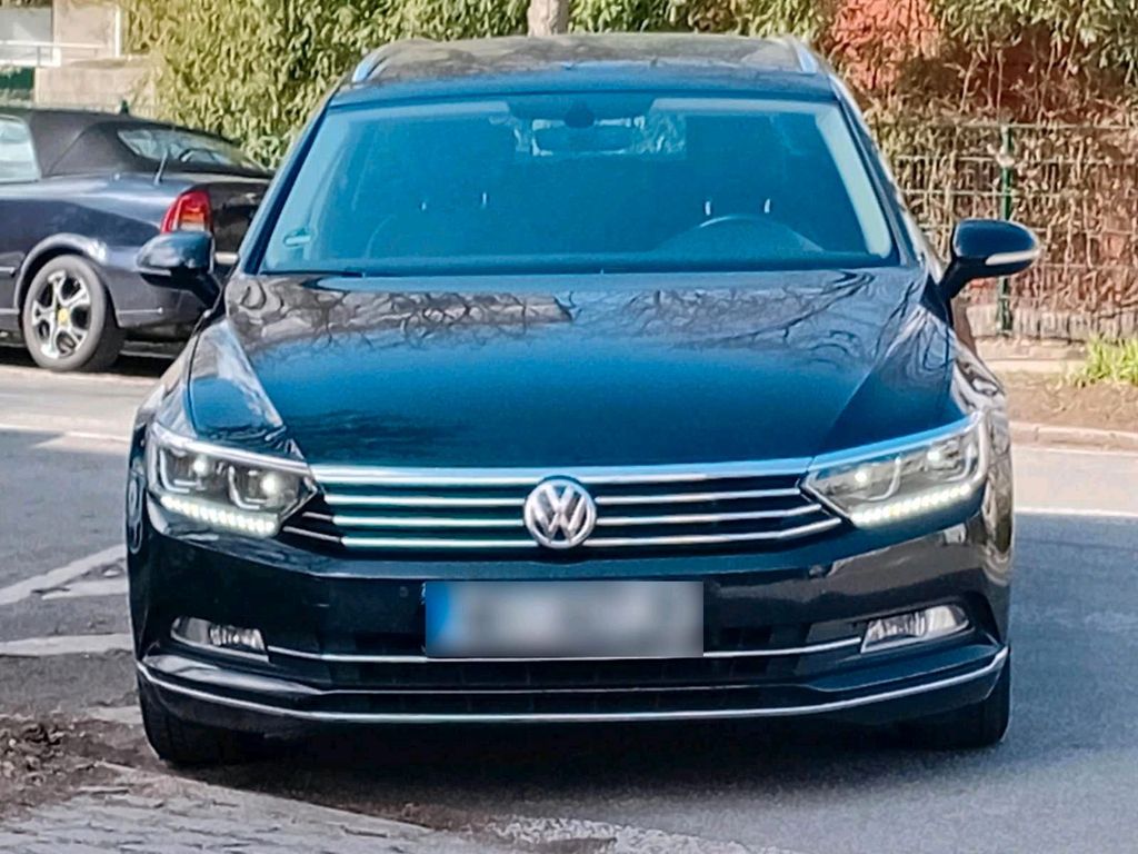 Image of Volkswagen Passat