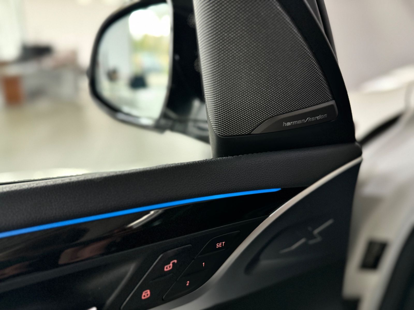 Fahrzeugabbildung BMW iX3 Impressive 360°HUD DAB H/K Komfort 20Zoll