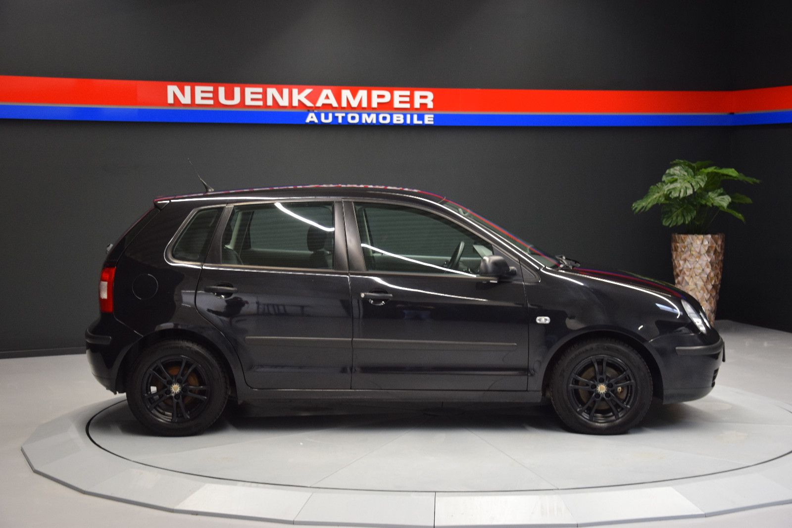 Fahrzeugabbildung Volkswagen Polo 1.2 Basis Radio *TÜV 07/2027*