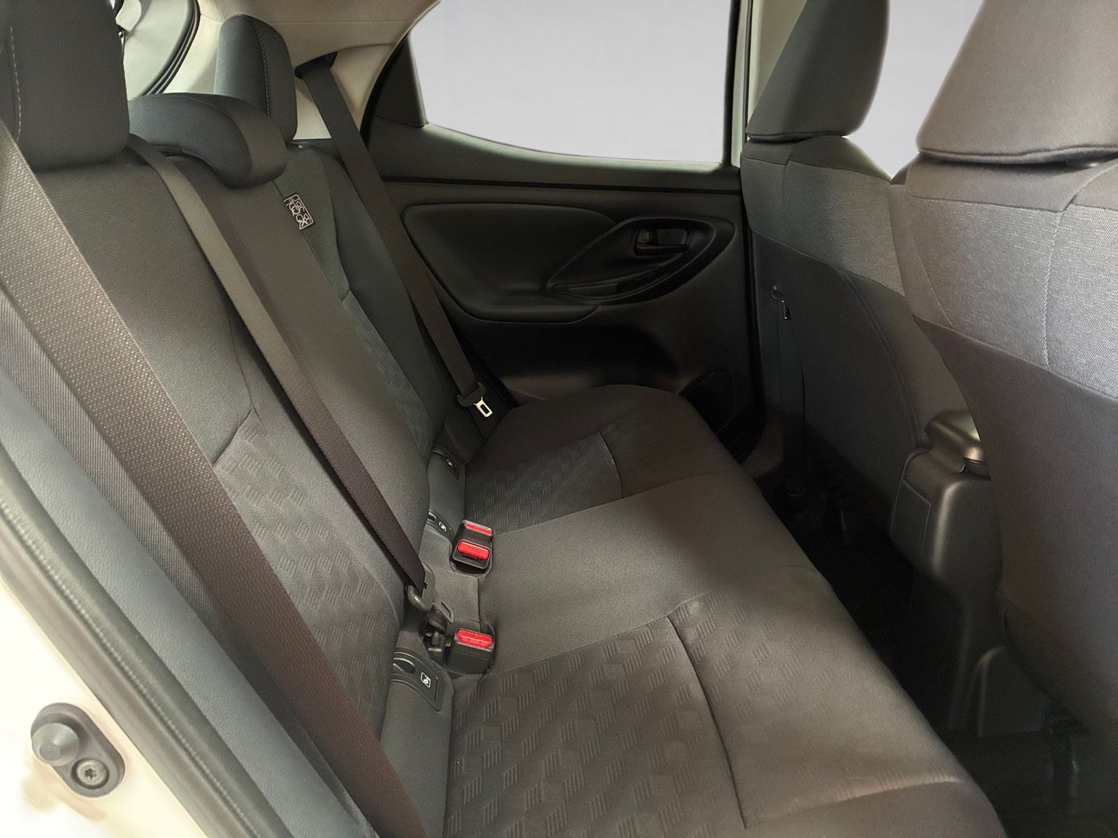 Fahrzeugabbildung Toyota Yaris 1.5 Teamplayer Safety P, Comfort P.