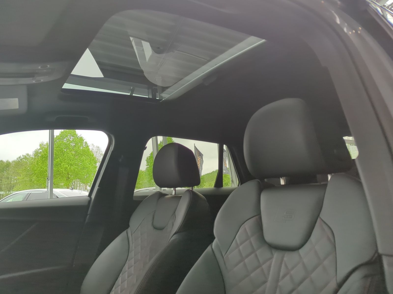 Audi SQ2 - Bild 17