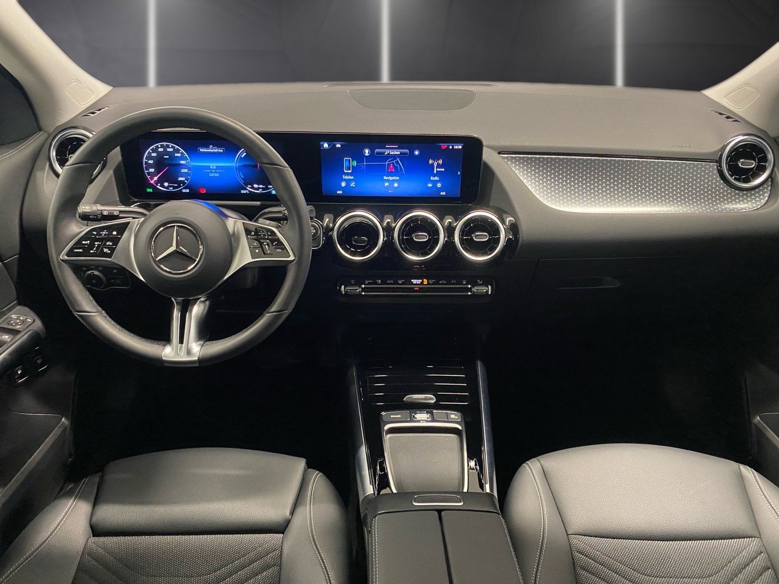 Fahrzeugabbildung Mercedes-Benz GLA 250 e Progressive*AHK*LED*Kamera*Easy-Pack*
