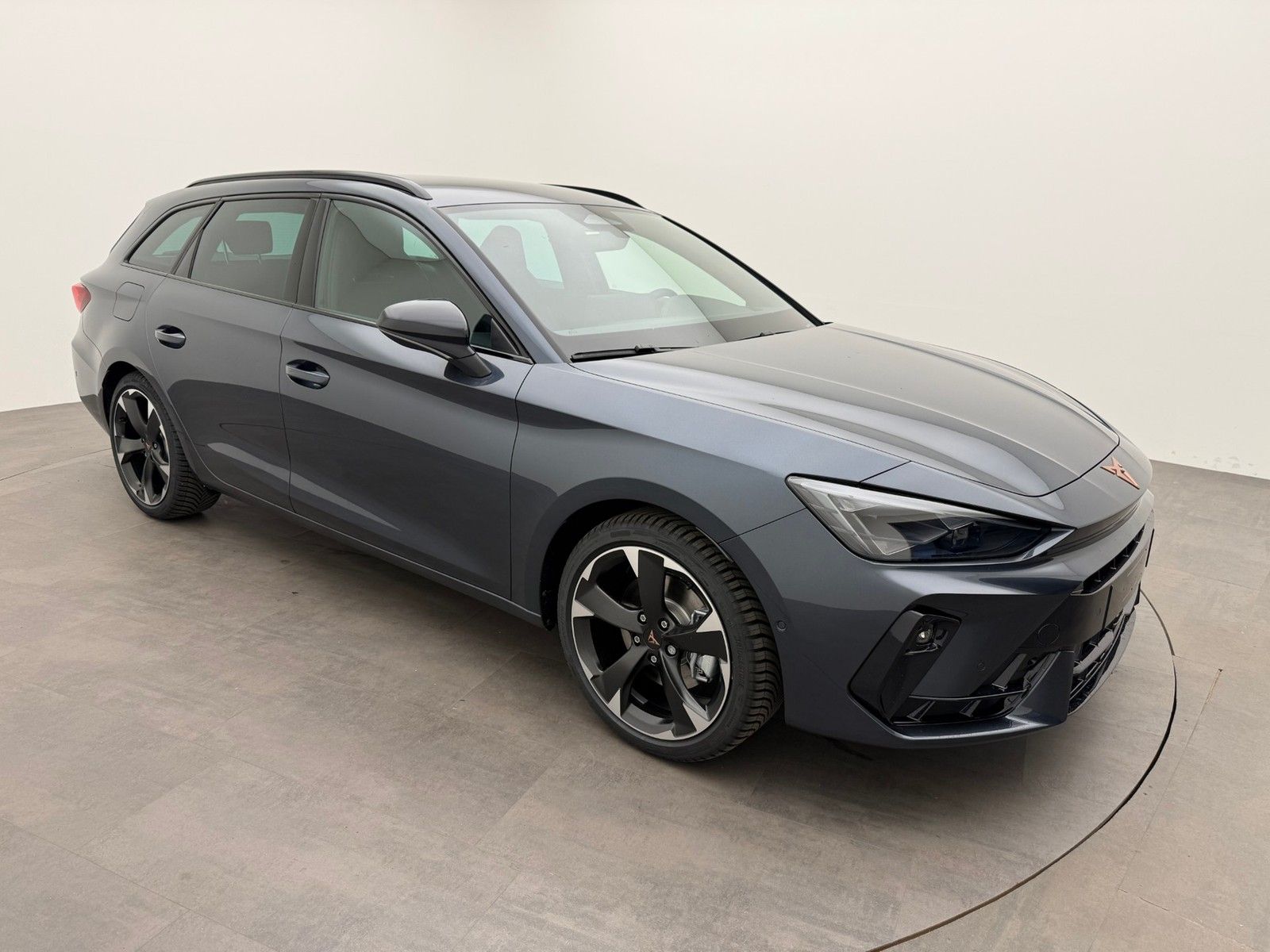 Cupra Leon Sportstourer 1.5 eHybrid DSG Business imagem 2