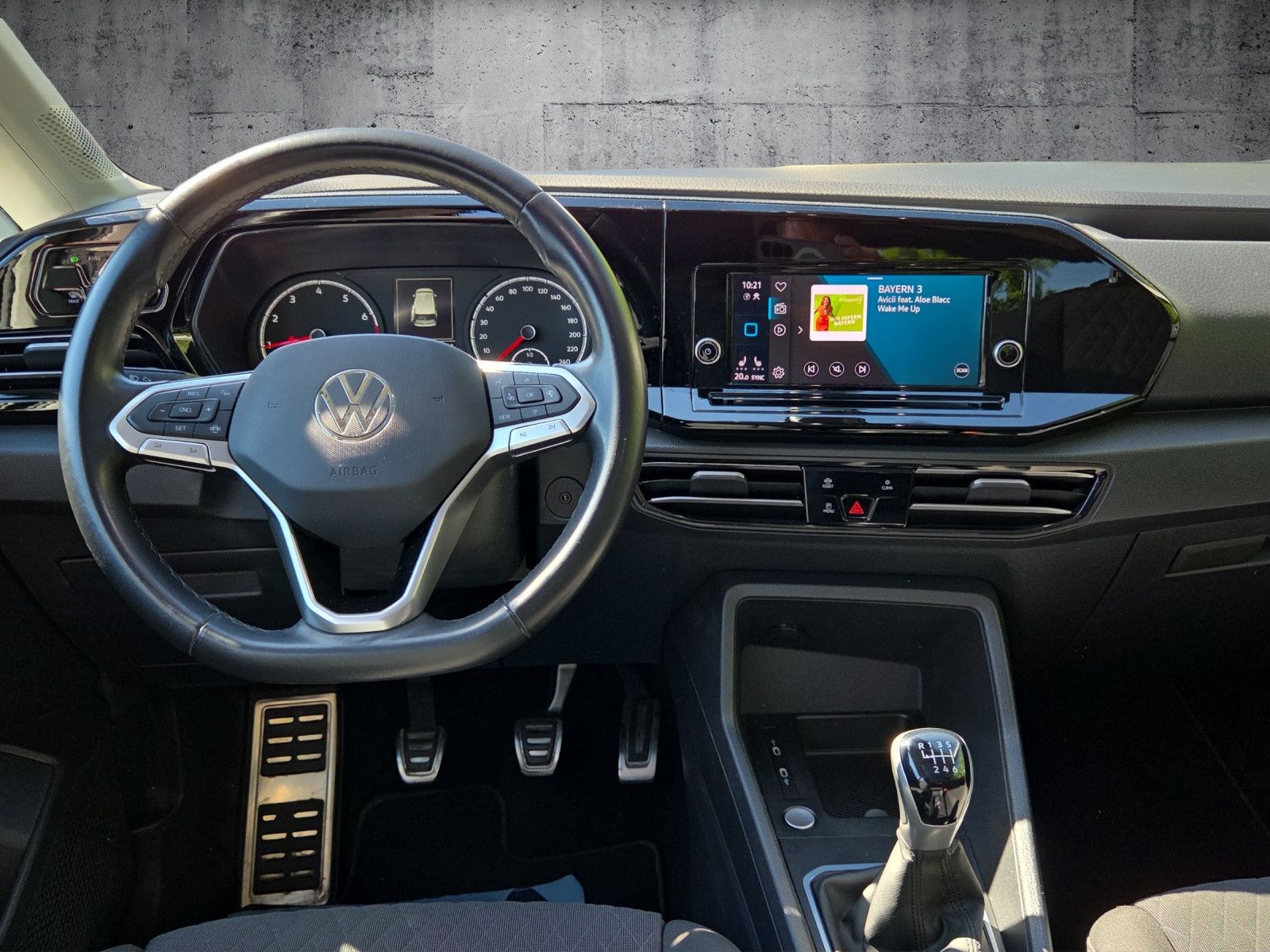 Caddy "Dark Label" 1.5 TSI OPF 6-Gang AHK