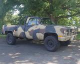 Chevrolet [1984] Chevrolet K30 (M1028) | V8 Diesel | 6.2L - Chevrolet K30