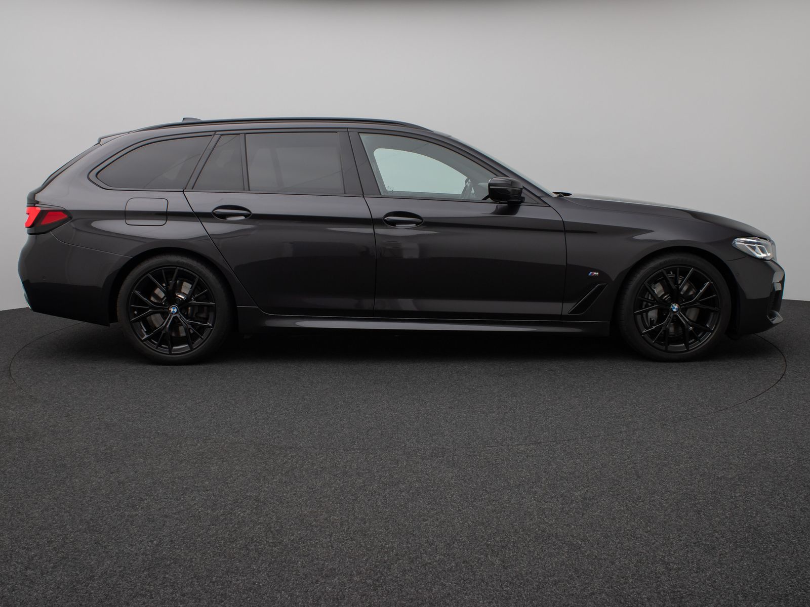 Fahrzeugabbildung BMW 540d xD M Sport Kamera Laser HUD DAB H/K Komfort