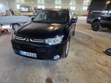 Mitsubishi Outlander 2.2 DI-D  4WD TC-SST  - gebrauchte Mitsubishi Outlander aus dem Jahr 2012