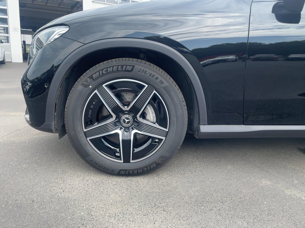 Fahrzeugabbildung Mercedes-Benz GLC 220 d 4M AMG/Night/Pano/Kamera/AHK