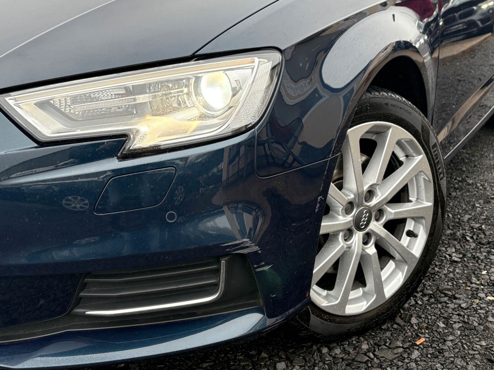Fahrzeugabbildung Audi A3 Sportback 2.0 TFSI quattro Navi Leder Xenon