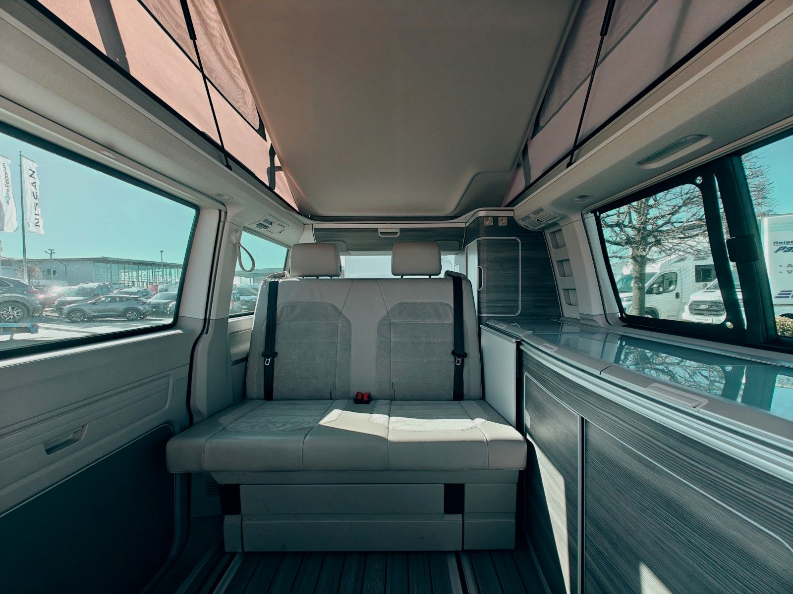 Fahrzeugabbildung Volkswagen CALIFORNIA OCEAN 4MOTION - TRAUMWAGEN!