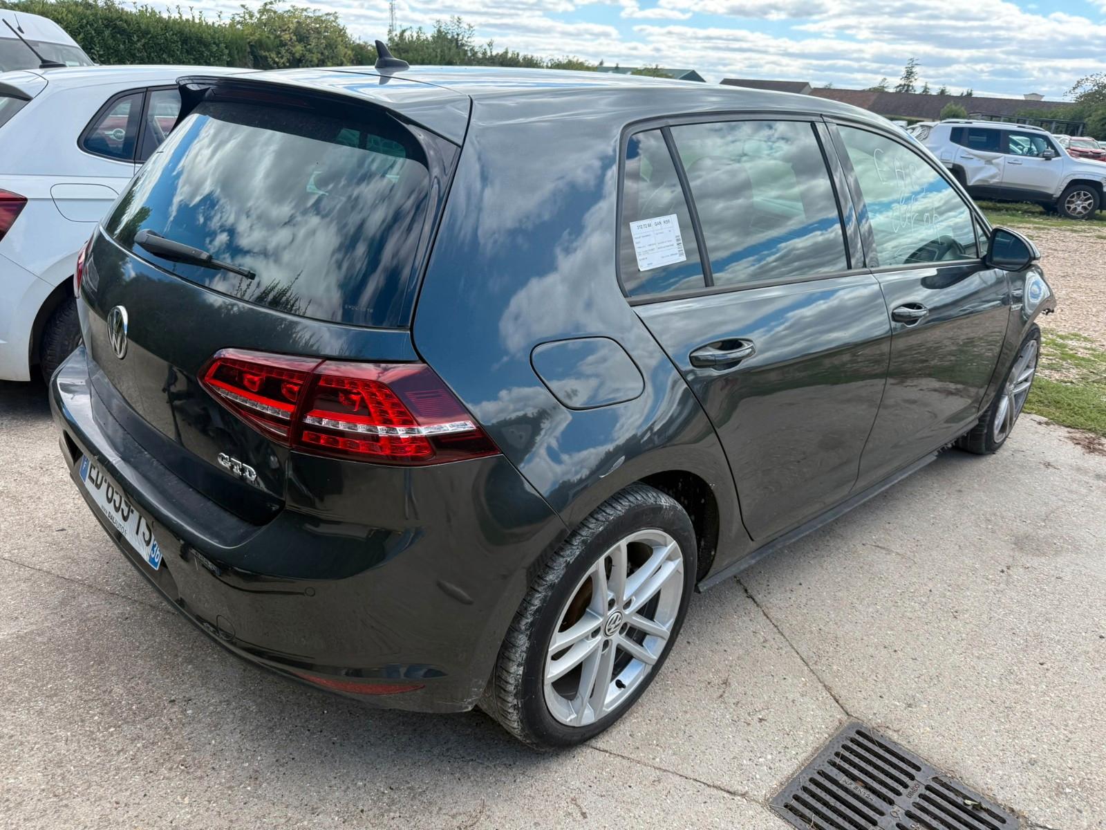 Volkswagen Golf VII GTD 2.0 TDI 184