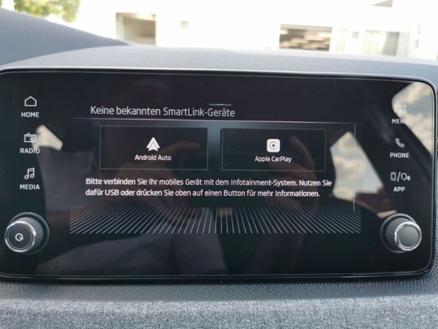 Fahrzeugabbildung SKODA Scala 1.0 TSI DSG Drive MATRIX-LED FRONTSCHHZG R