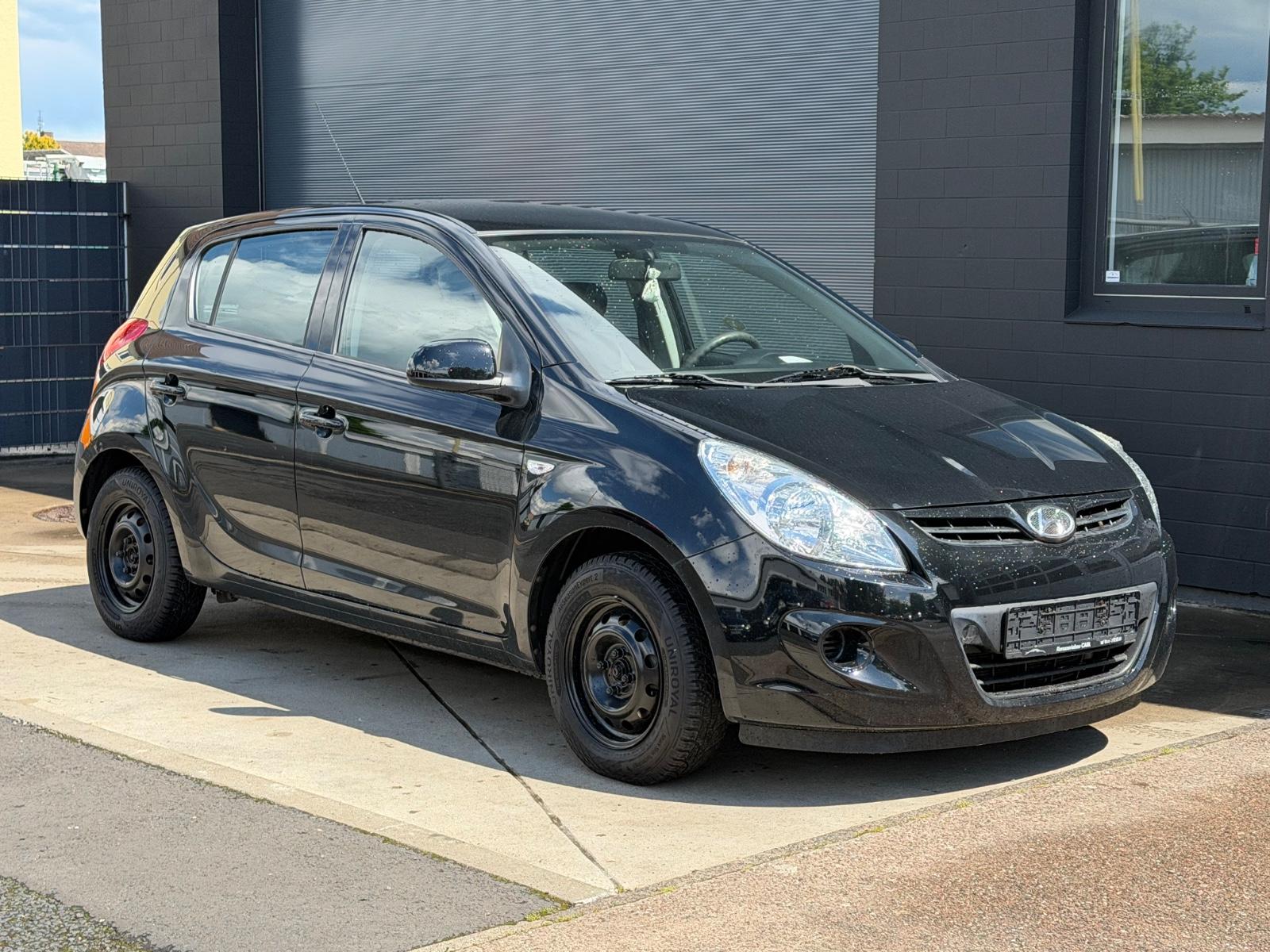 Hyundai i20 Trend Klima TÜV 10/27
