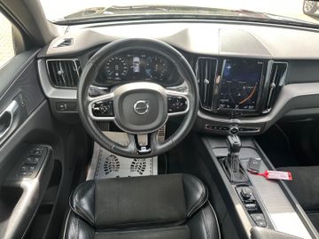 Volvo XC60 R Design T-Leder Kamera AppleCarplay – Bild 4