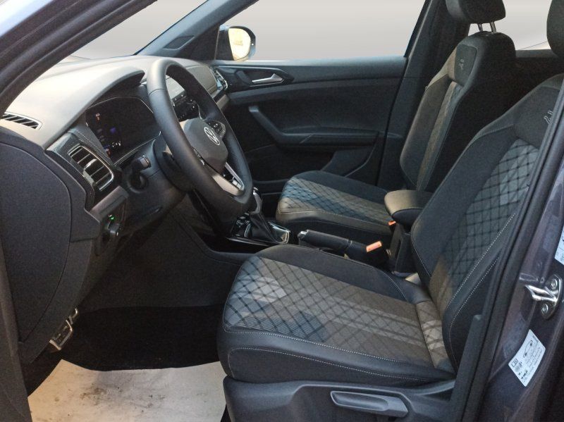 Fahrzeugabbildung Volkswagen T-Cross 1.5 TSI R-Line DSG  ACC+NAVI+MATRIX-LED+