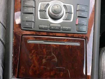 2003 AUDI A8 — фото 7