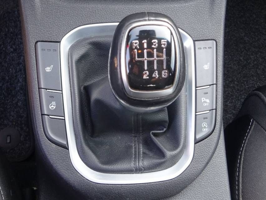 Fahrzeugabbildung Hyundai i30 i 30  Fastback 1.4 T-GDI  Trend