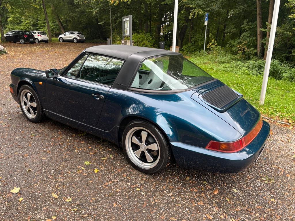 Porsche 964