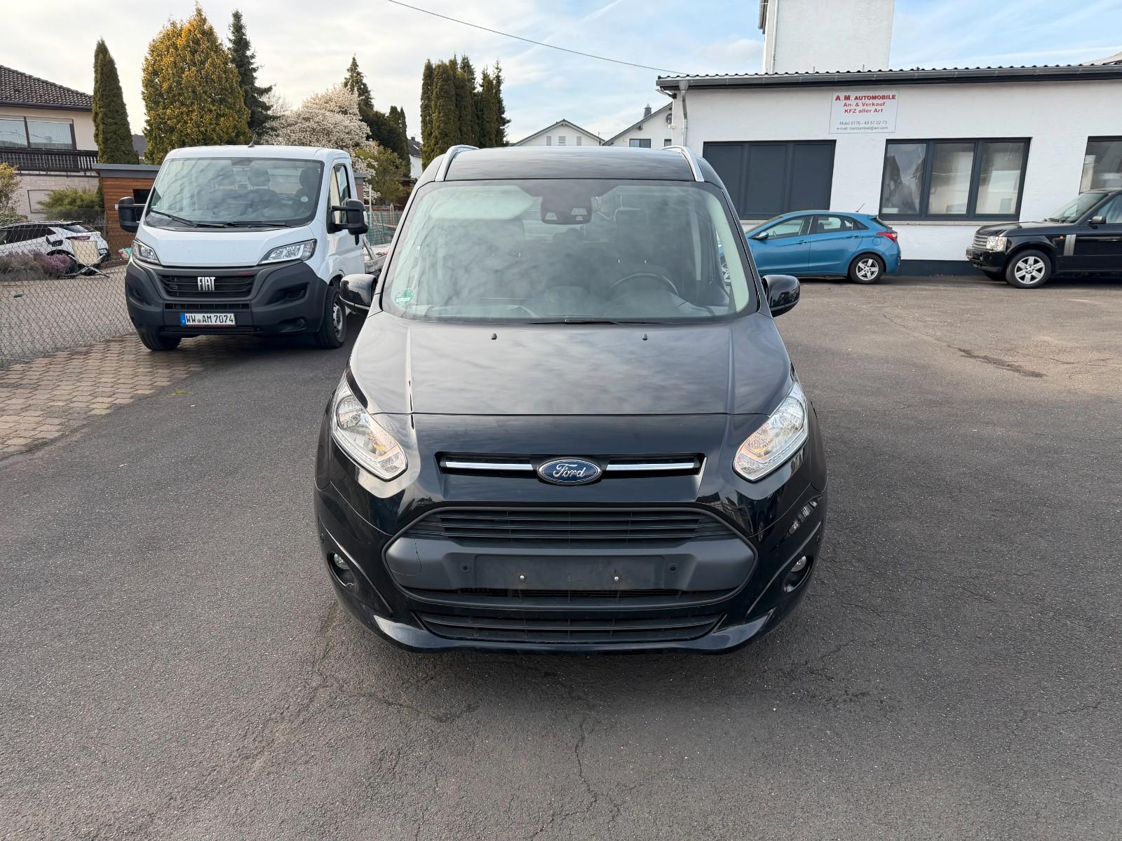 Ford Tourneo Connect Titanium Panorama Navi