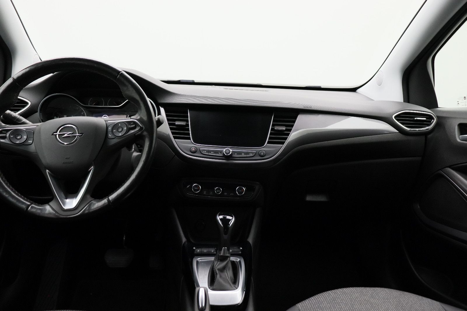Fahrzeugabbildung Opel Crossland 1.2 (X) Elegance