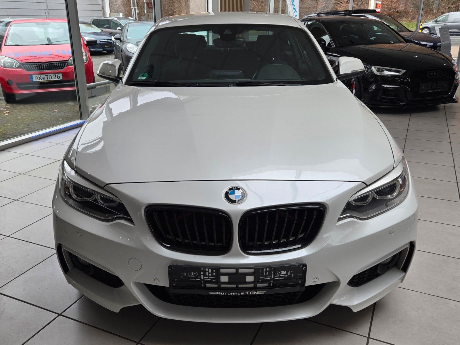Fahrzeugabbildung BMW 225 2 Coupe d M Sport Paket *SONDERLACK*