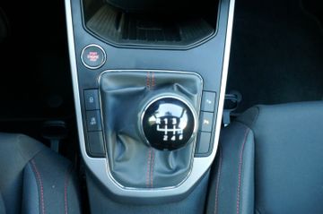 Fahrzeugabbildung SEAT Arona FR, LED, Kamera, AppleCarPlay,Andr.