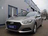 Hyundai i40 cw blue Trend Autom. AHK Lenkradhzg SHZ PDC - Hyundai i40 aus 2016