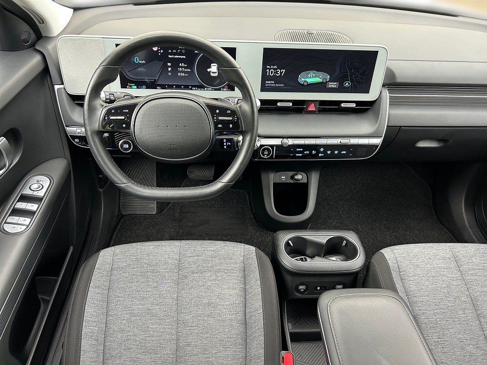 Fahrzeugabbildung Hyundai IONIQ 5 58kWh DYNAMIQ 1.HD GARANTIE LED+NAV+PDC+