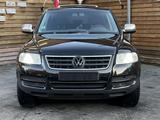 Volkswagen Touareg V6 Autom.4x4 Leder CarPlay AHK - gebrauchte VW Touareg aus dem Jahr 2005