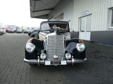 Mercedes-Benz 220 Cabriolet B, frame-off Restauration - aus 1952: Roadster