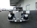 Mercedes-Benz 220 Cabriolet B, frame-off Restauration - Offers matching your search criteria